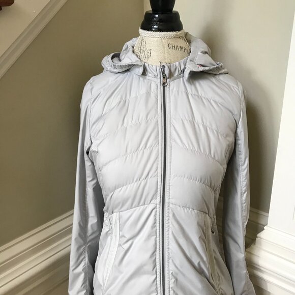 Lululemon Spring Fling Puffy Windbreaker Jacket Womens 6 Gray Hooded Full Zip - Picture 4 of 12